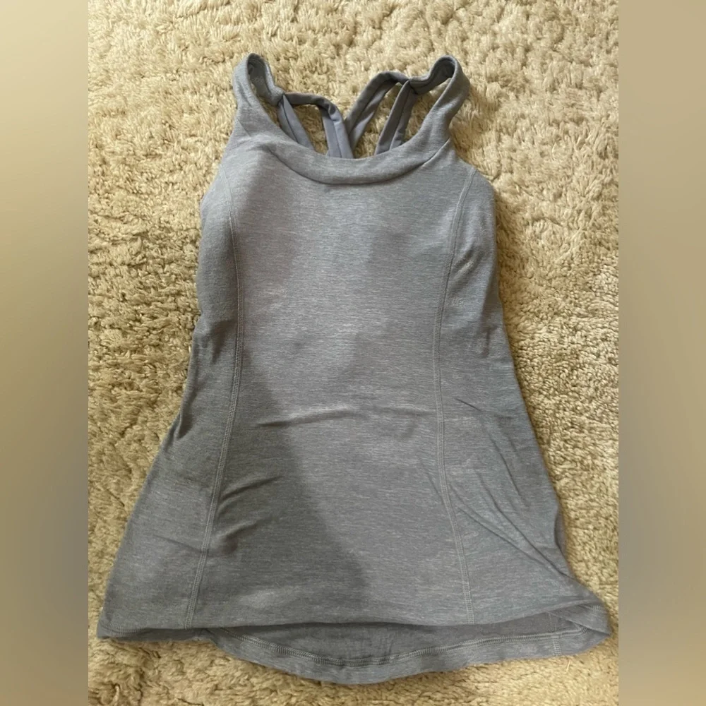 Lululemon - Picture 1 of 2
